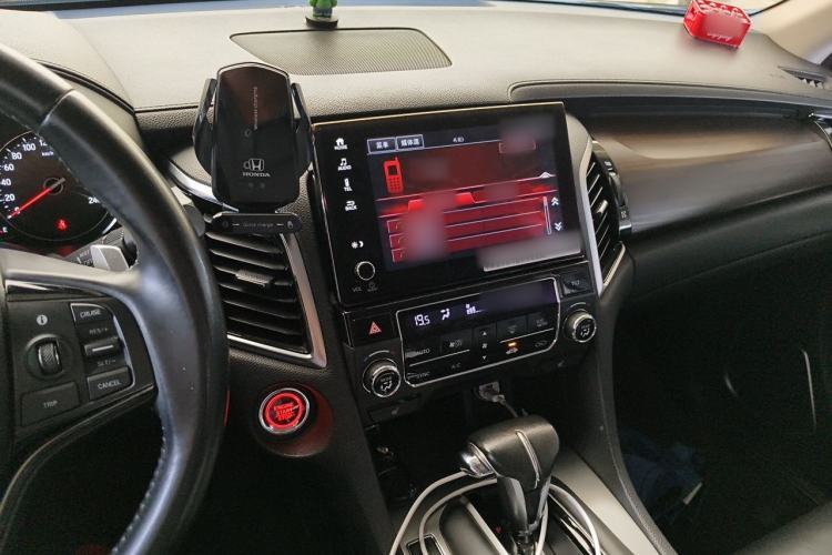 Used Honda Avancier 2017 240TURBO Two-Wheel Drive Luxury Edition Audio And AC Panel