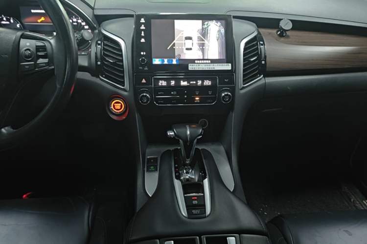 Used Honda Avancier 2017 240TURBO Two-Wheel Drive Comfort Version Audio And AC Panel