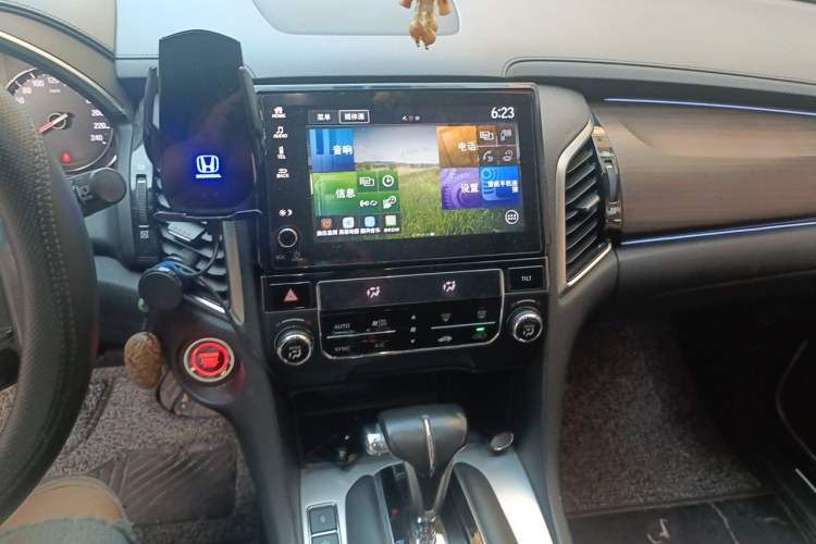 Used Honda Avancier 2017 240TURBO Two-Wheel Drive Comfort Version Audio And AC Panel