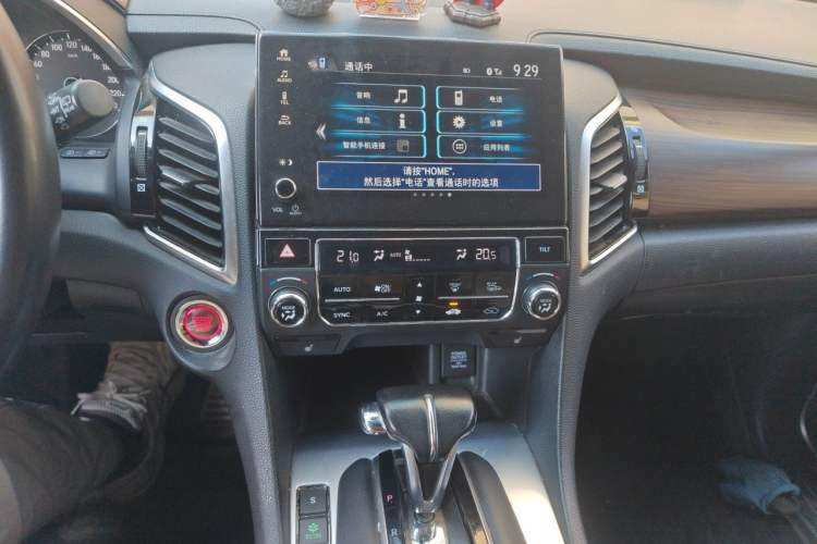 Used Honda Avancier 2017 240TURBO Two-Wheel Drive Luxury Edition Audio And AC Panel