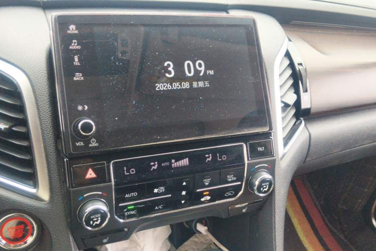 Used Honda Avancier 2017 240TURBO Two-Wheel Drive Luxury Edition Audio And AC Panel