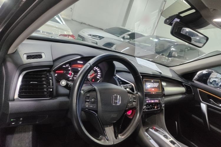 Used Honda Avancier 2017 370TURBO Four-Wheel Drive Prestige Edition Center Console