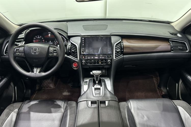 Used Honda Avancier 2017 240TURBO Two-Wheel Drive Comfort Version Center Console