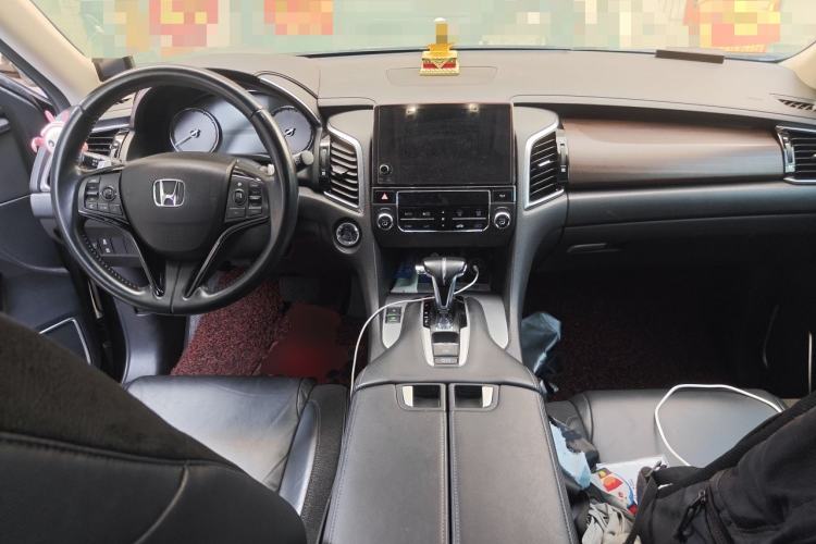 Used Honda Avancier 2017 240TURBO Two-Wheel Drive Comfort Version Center Console