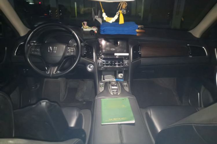 Used Honda Avancier 2017 370TURBO 2WD Luxury Edition Center Console