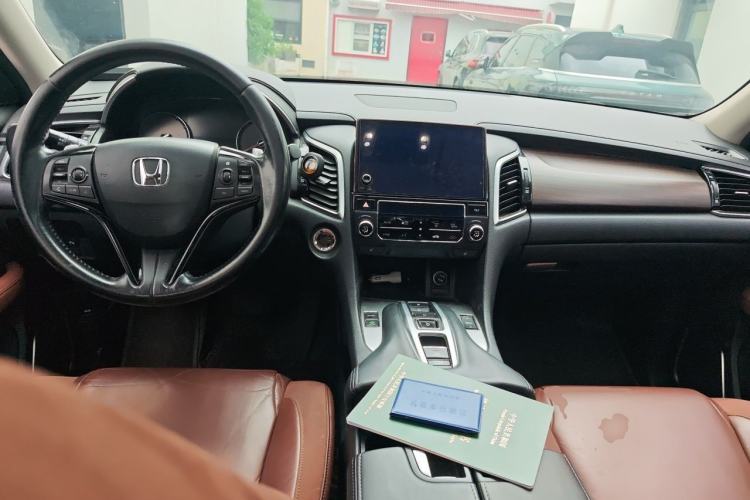 Used Honda Avancier 2017 370TURBO 2WD Luxury Edition Center Console