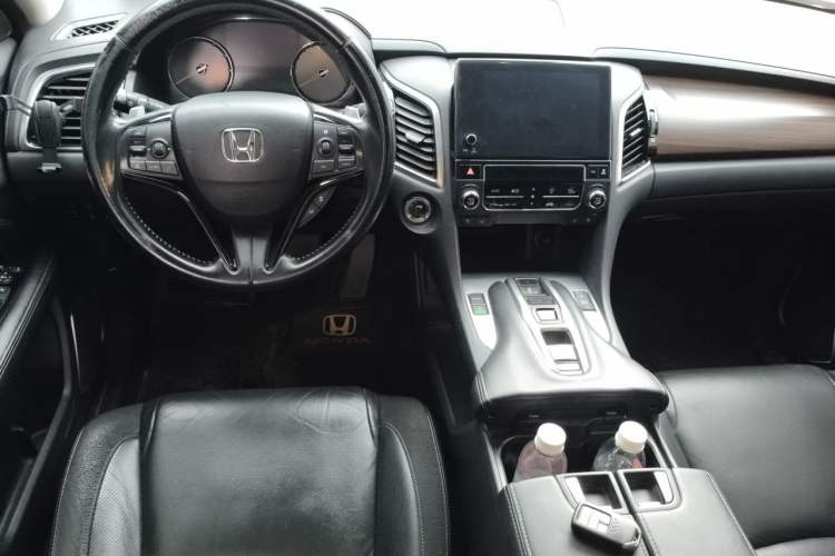 Used Honda Avancier 2017 370TURBO Four-Wheel Drive Supreme Edition Center Console