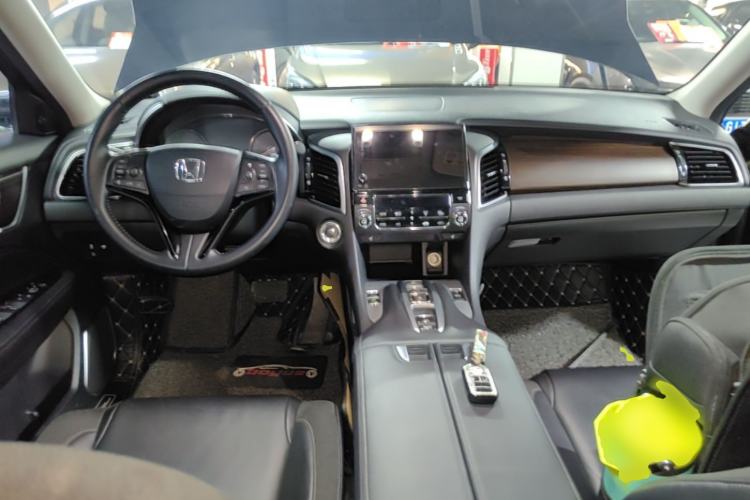 Used Honda Avancier 2017 370TURBO 2WD Luxury Edition Center Console