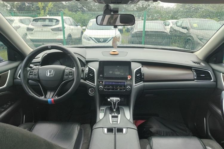 Used Honda Avancier 2017 240TURBO Two-Wheel Drive Comfort Version Center Console