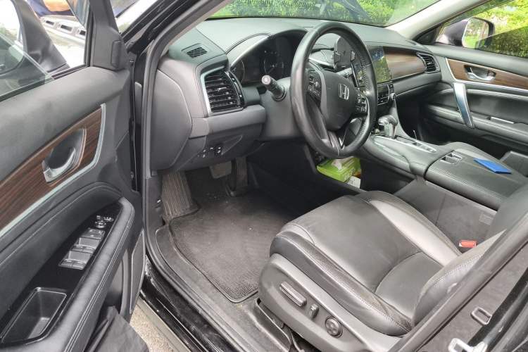Used Honda Avancier 2017 240TURBO Two-Wheel Drive Luxury Edition Driver Seat