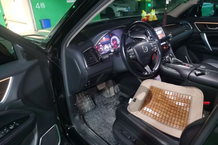 Used Honda Avancier 2017 240TURBO Two-Wheel Drive Premium Edition Driver Seat