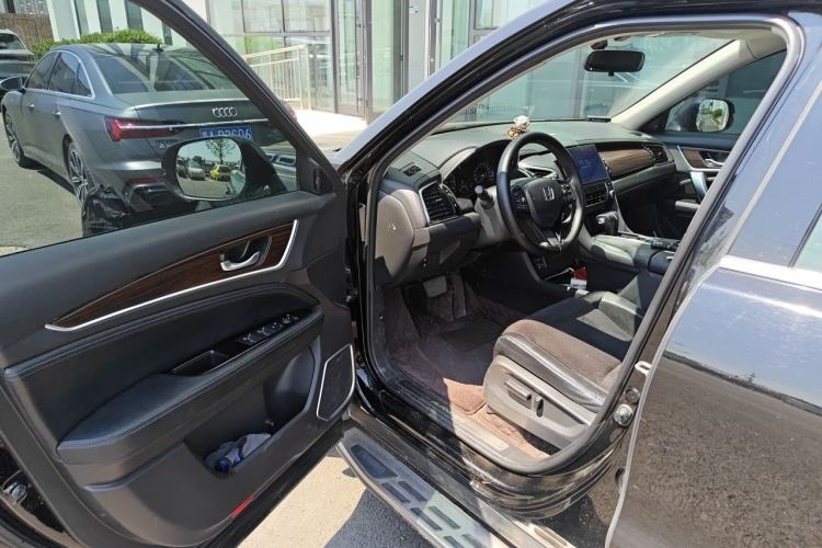 Used Honda Avancier 2017 240TURBO Two-Wheel Drive Elite Edition Driver Seat
