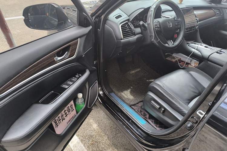 Used Honda Avancier 2017 370TURBO 2WD Luxury Edition Driver Seat