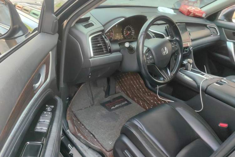 Used Honda Avancier 2017 240TURBO Two-Wheel Drive Luxury Edition Driver Seat