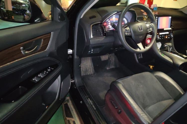 Used Honda Avancier 2017 240TURBO Two-Wheel Drive Elite Edition Driver Seat