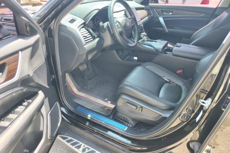 Used Honda Avancier 2017 240TURBO Two-Wheel Drive Premium Edition Driver Seat