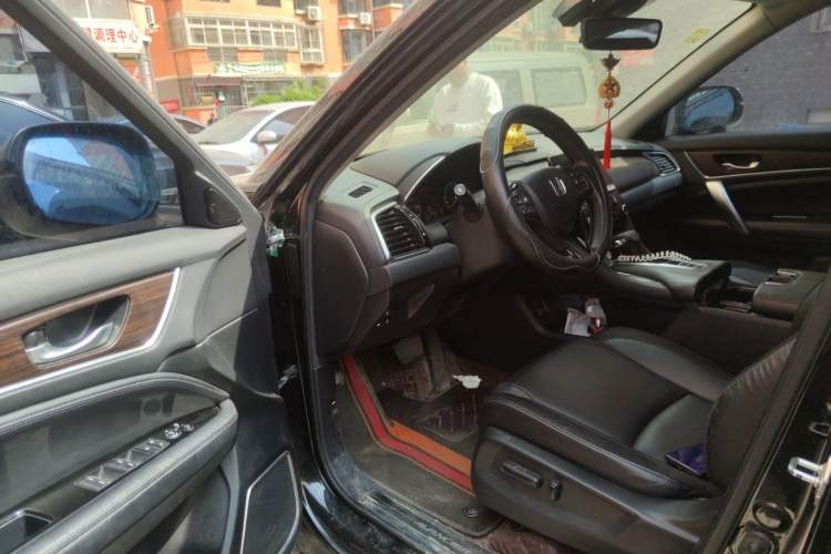 Used Honda Avancier 2017 240TURBO Two-Wheel Drive Premium Edition Driver Seat