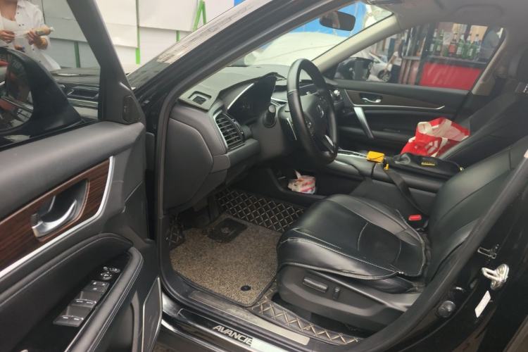 Used Honda Avancier 2017 240TURBO Two-Wheel Drive Elite Edition Driver Seat