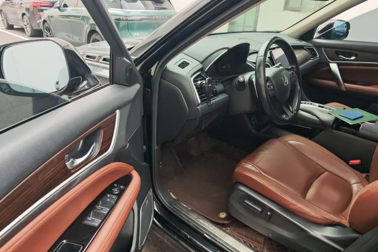 Used Honda Avancier 2017 370TURBO 2WD Luxury Edition Driver Seat