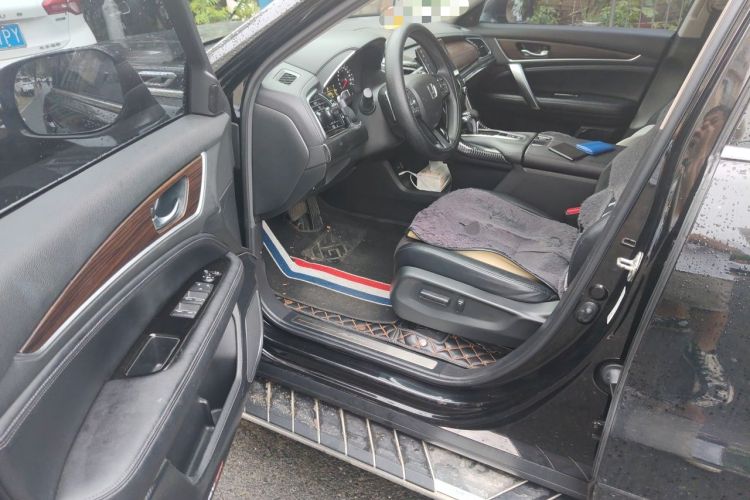 Used Honda Avancier 2017 240TURBO Two-Wheel Drive Elite Edition Driver Seat