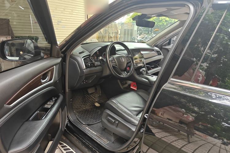 Used Honda Avancier 2017 240TURBO Two-Wheel Drive Premium Edition Driver Seat