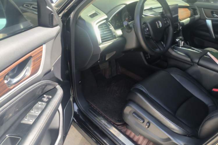 Used Honda Avancier 2017 240TURBO Two-Wheel Drive Luxury Edition Driver Seat