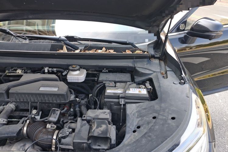 Used Honda Avancier 2017 240TURBO Two-Wheel Drive Comfort Version Engine Bay Left
