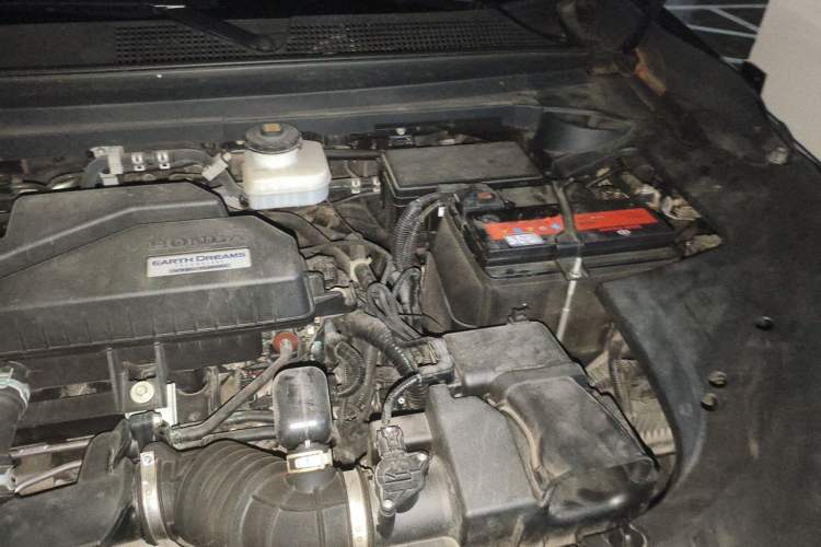 Used Honda Avancier 2017 240TURBO Two-Wheel Drive Comfort Version Engine Bay Left