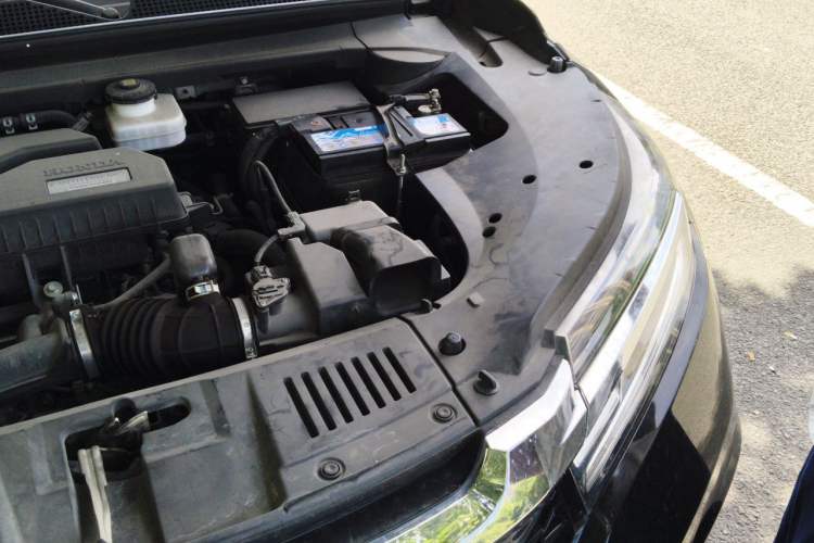 Used Honda Avancier 2017 240TURBO Two-Wheel Drive Premium Edition Engine Bay Left