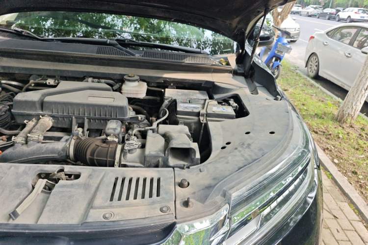 Used Honda Avancier 2017 240TURBO Two-Wheel Drive Premium Edition Engine Bay Left