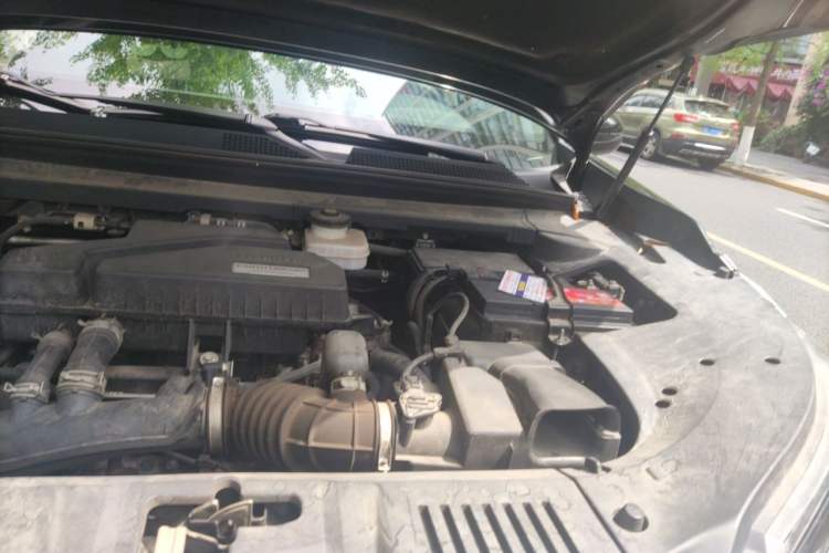 Used Honda Avancier 2017 240TURBO Two-Wheel Drive Premium Edition Engine Bay Left