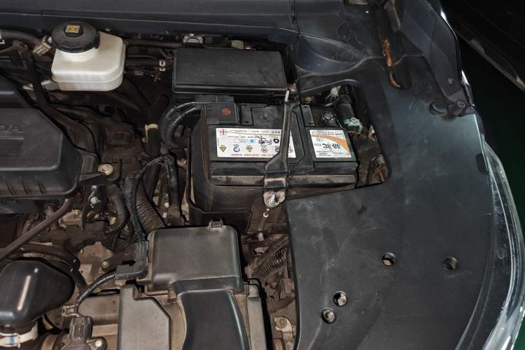 Used Honda Avancier 2017 240TURBO Two-Wheel Drive Premium Edition Engine Bay Left