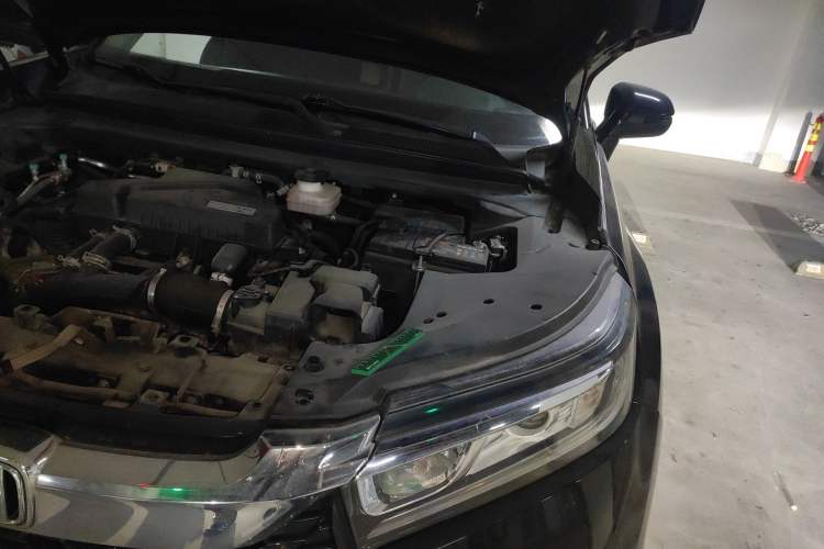 Used Honda Avancier 2017 240TURBO Two-Wheel Drive Luxury Edition Engine Bay Left