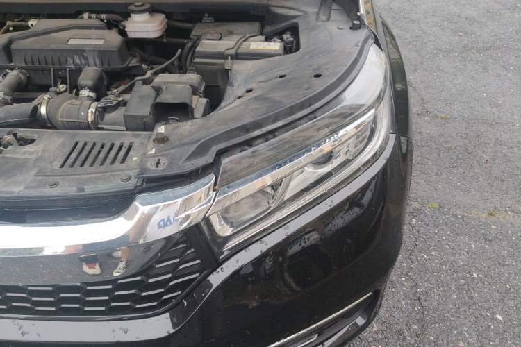 Used Honda Avancier 2017 240TURBO Two-Wheel Drive Elite Edition Engine Bay Left