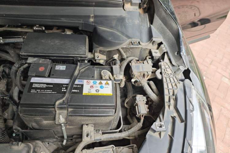 Used Honda Avancier 2017 240TURBO Two-Wheel Drive Premium Edition Engine Bay Left