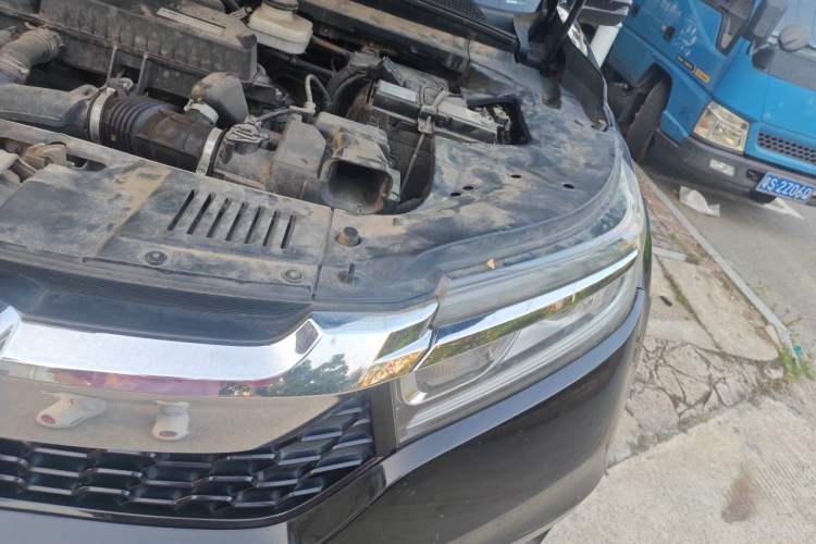 Used Honda Avancier 2017 240TURBO Two-Wheel Drive Comfort Version Engine Bay Left