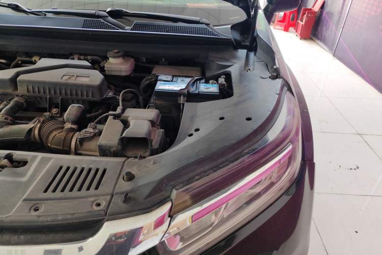 Used Honda Avancier 2017 240TURBO Two-Wheel Drive Elite Edition Engine Bay Left