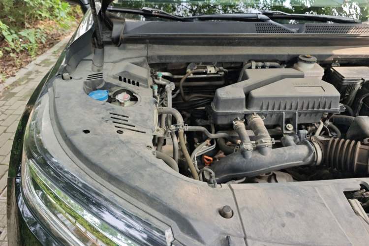 Used Honda Avancier 2017 240TURBO Two-Wheel Drive Premium Edition Engine Bay Right