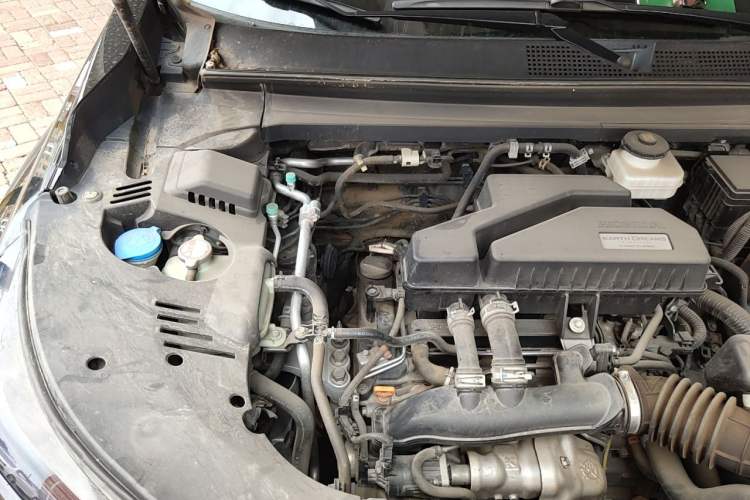 Used Honda Avancier 2017 240TURBO Two-Wheel Drive Luxury Edition Engine Bay Right