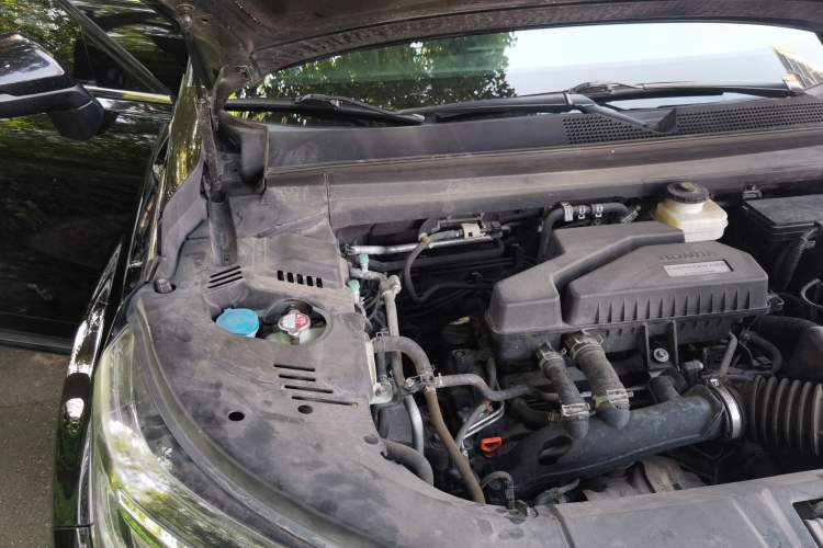 Used Honda Avancier 2017 240TURBO Two-Wheel Drive Comfort Version Engine Bay Right