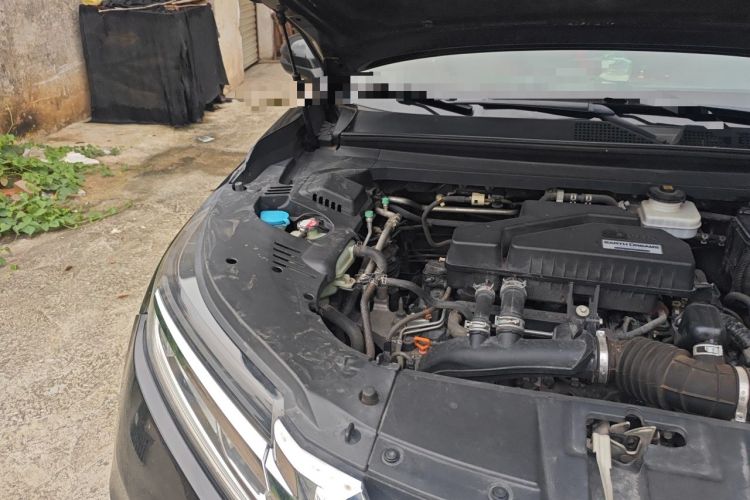 Used Honda Avancier 2017 240TURBO Two-Wheel Drive Comfort Version Engine Bay Right