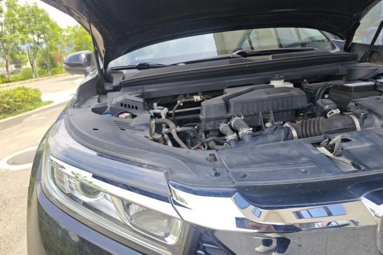 Used Honda Avancier 2017 240TURBO Two-Wheel Drive Comfort Version Engine Bay Right