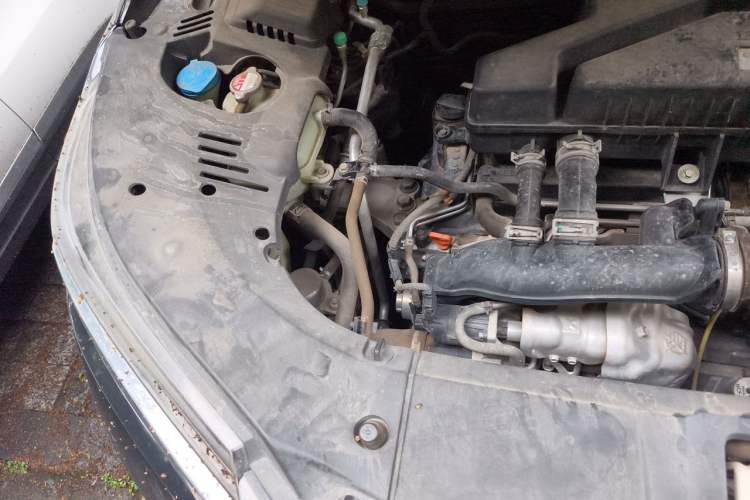 Used Honda Avancier 2017 240TURBO Two-Wheel Drive Elite Edition Engine Bay Right