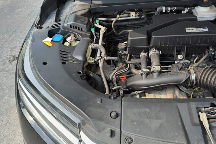 Used Honda Avancier 2017 240TURBO Two-Wheel Drive Premium Edition Engine Bay Right
