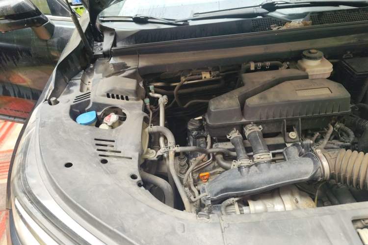 Used Honda Avancier 2017 240TURBO Two-Wheel Drive Elite Edition Engine Bay Right