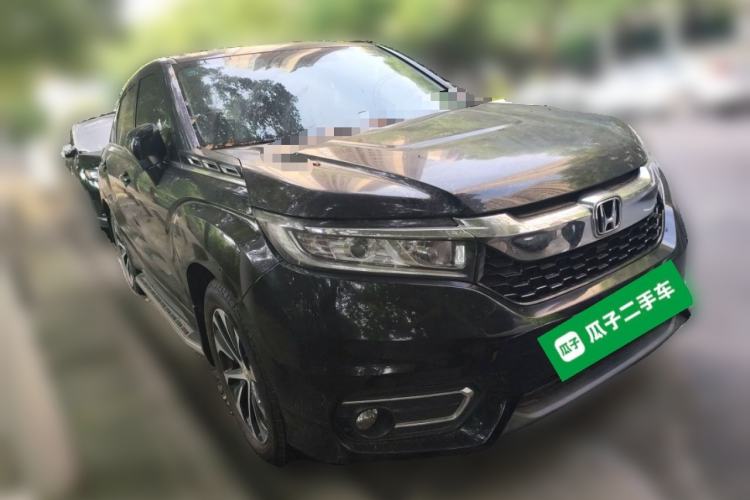 Used Honda Avancier 2017 240TURBO Two-Wheel Drive Luxury Edition Front Right 45 Deg