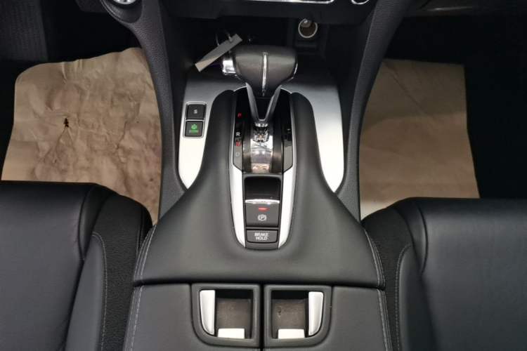 Used Honda Avancier 2017 240TURBO Two-Wheel Drive Comfort Version Gear Lever