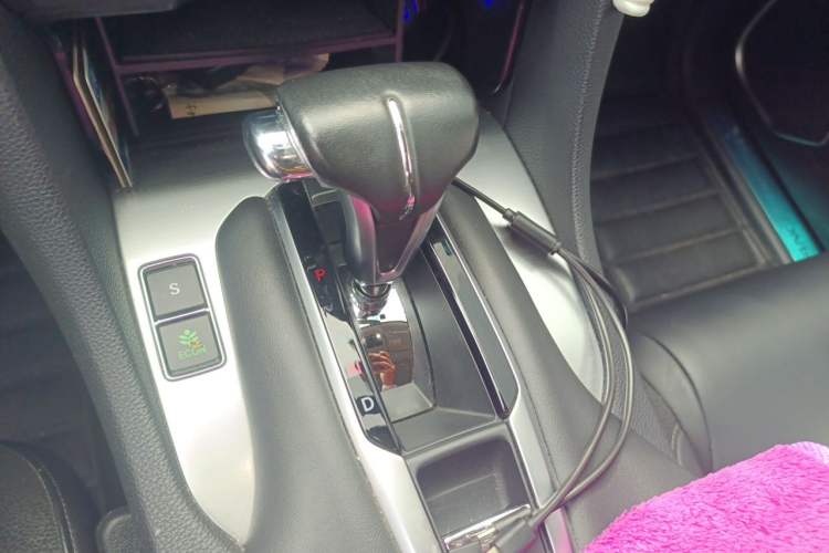 Used Honda Avancier 2017 240TURBO Two-Wheel Drive Luxury Edition Gear Lever