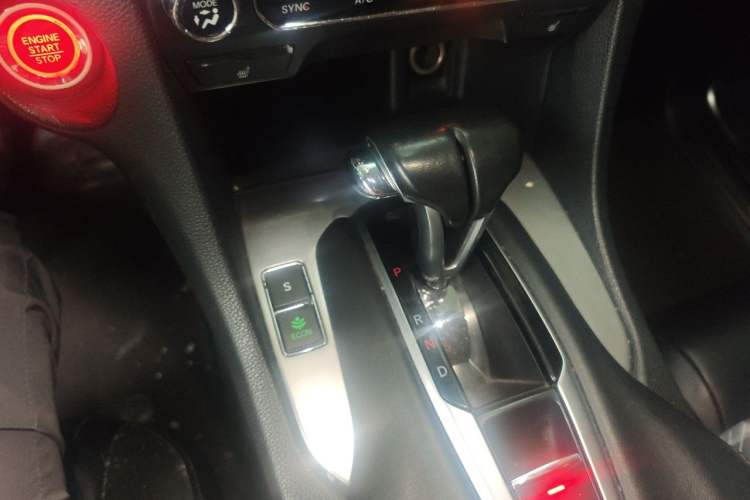 Used Honda Avancier 2017 240TURBO Two-Wheel Drive Premium Edition Gear Lever