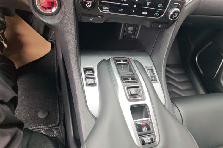 Used Honda Avancier 2017 370TURBO 2WD Luxury Edition Gear Lever